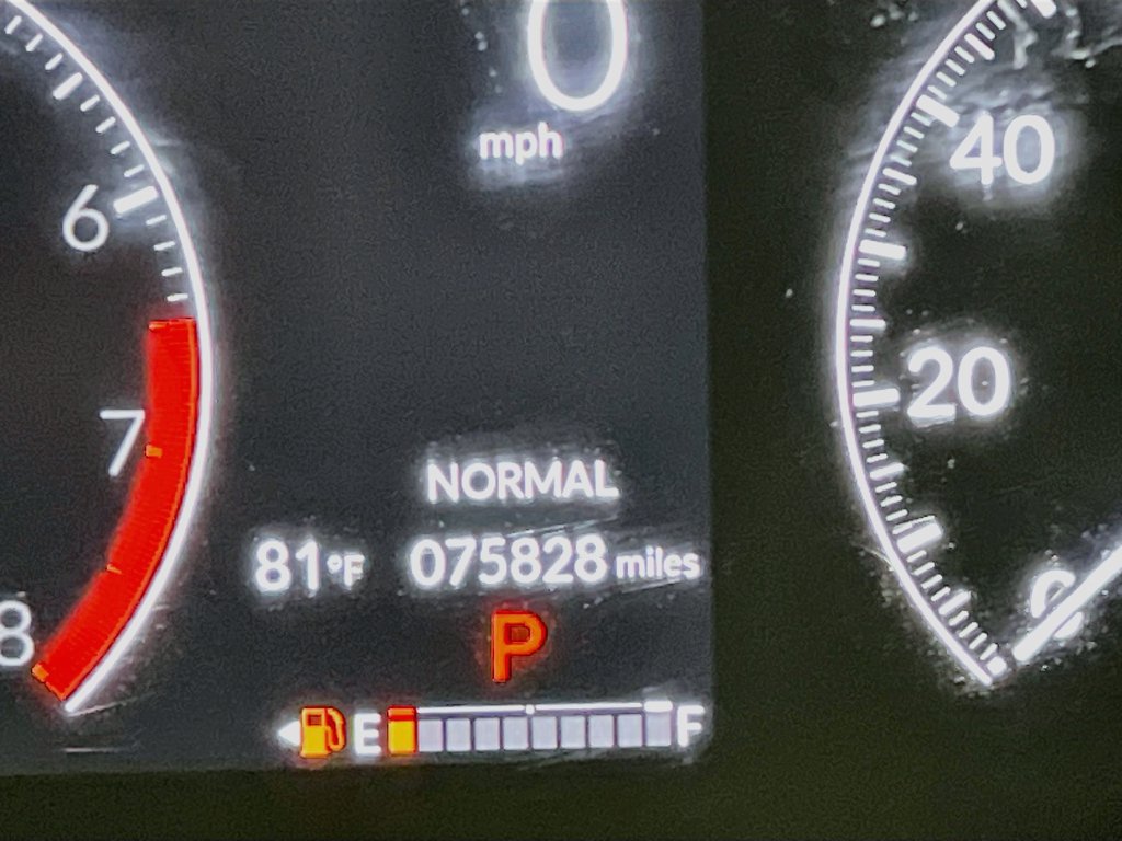 Used 2024 Honda Pilot Touring image 12