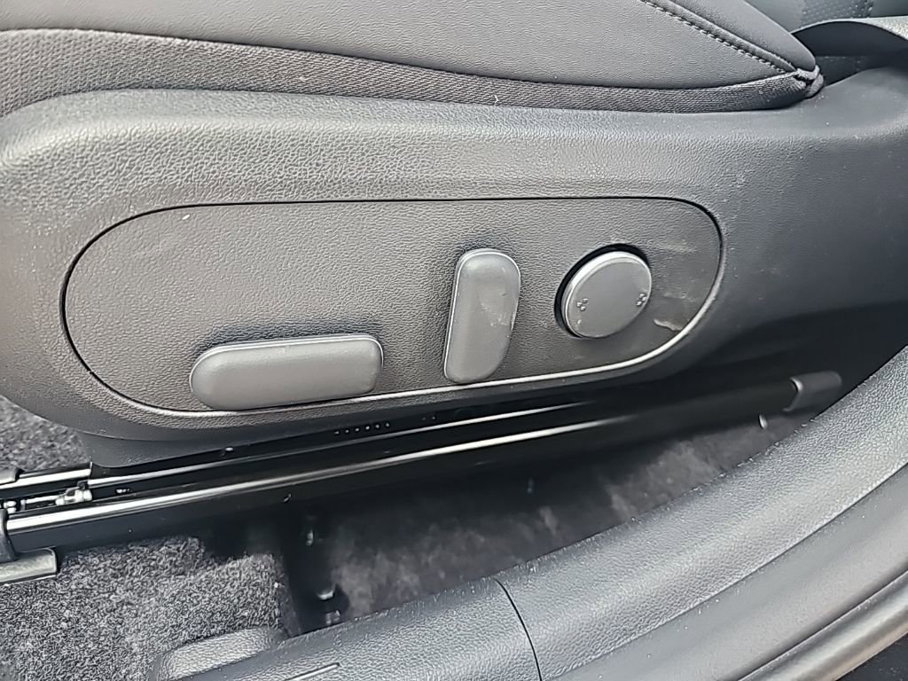 New 2026 Hyundai Kona SEL Premium AWD/4WD image 13