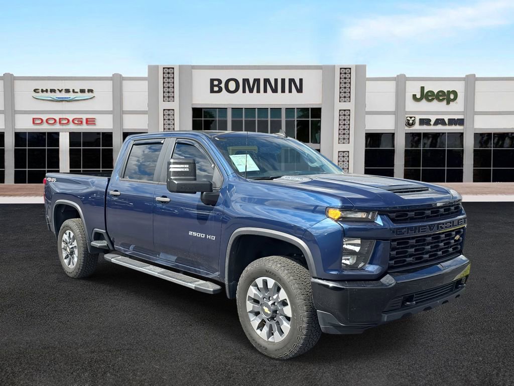 Used 2022 Chevrolet Silverado 2500 Custom w/ Custom Value Package image 2