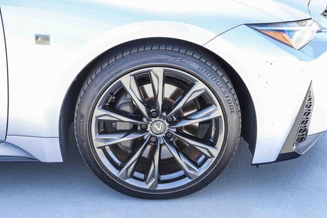 Used 2025 Lexus IS 300 F Sport RWD image 10