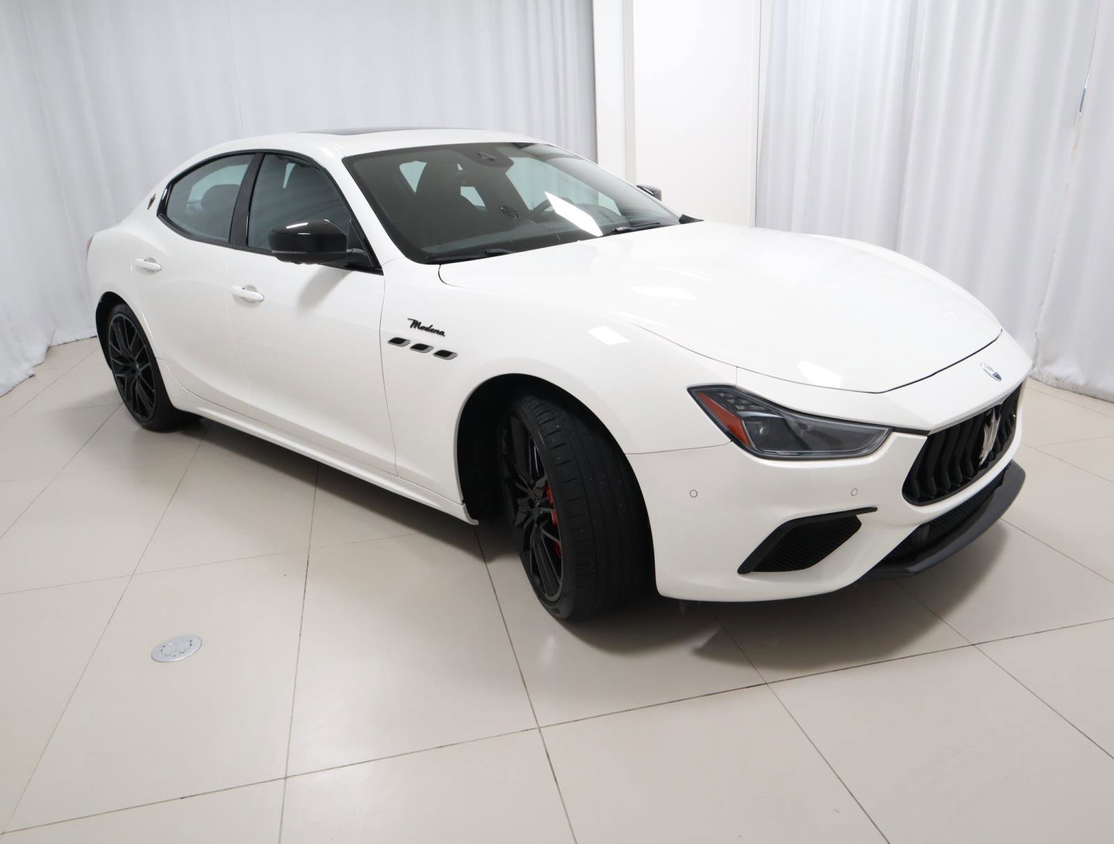 Used 2024 Maserati Ghibli Modena Q4 image 7