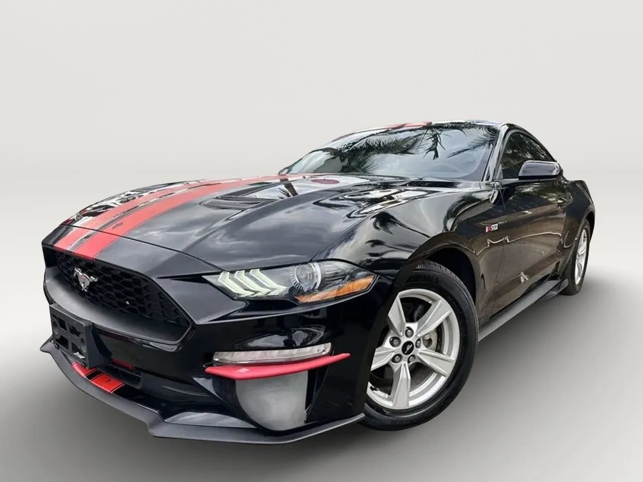 Used 2020 Ford Mustang GT RWD image 8