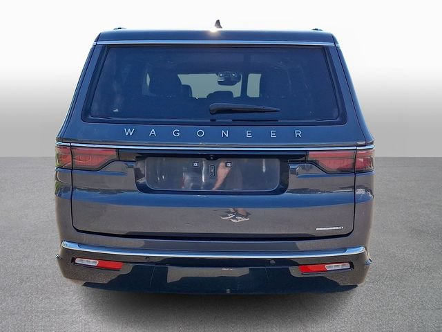 Used 2024 Jeep Wagoneer L Series III w/ Flexible Seating Group AWD/4WD image 5