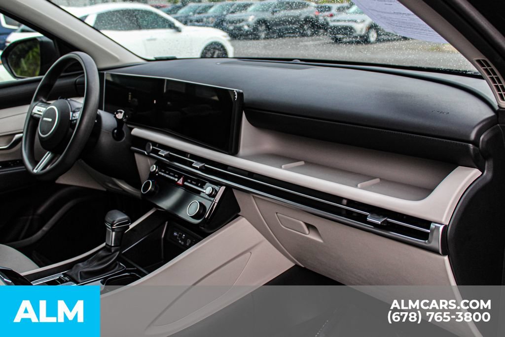 Used 2025 Hyundai Tucson SEL FWD image 23