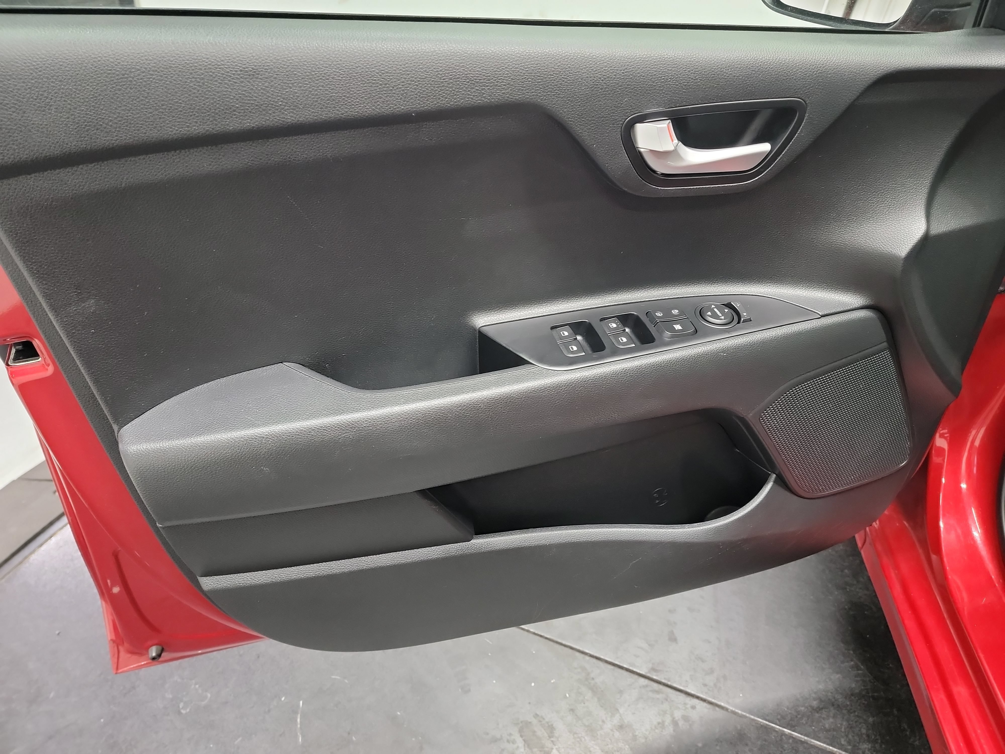 Used 2023 Kia Rio S FWD image 13