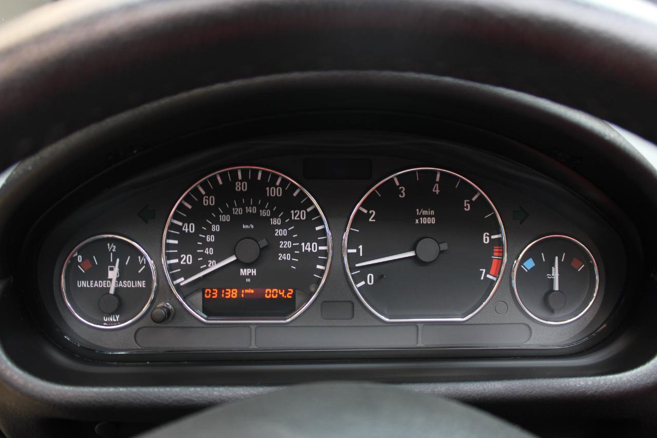 Used 2002 BMW Z3 3.0i image 27