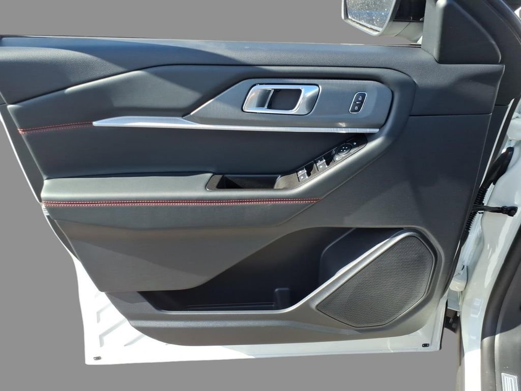 New 2026 Ford Explorer ST-Line AWD/4WD image 16