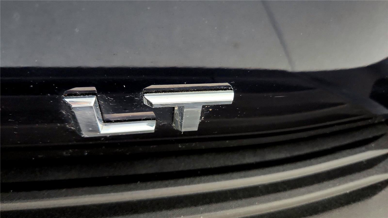 Used 2023 Chevrolet Tahoe LT image 14