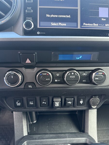 Used 2023 Toyota Tacoma TRD Sport w/ Advanced Technology Package AWD/4WD image 11