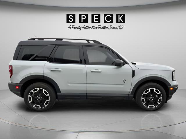 Used 2023 Ford Bronco Sport Outer Banks w/ Tech Package image 6
