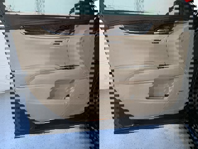 Used 2015 Cadillac XTS Luxury image 17