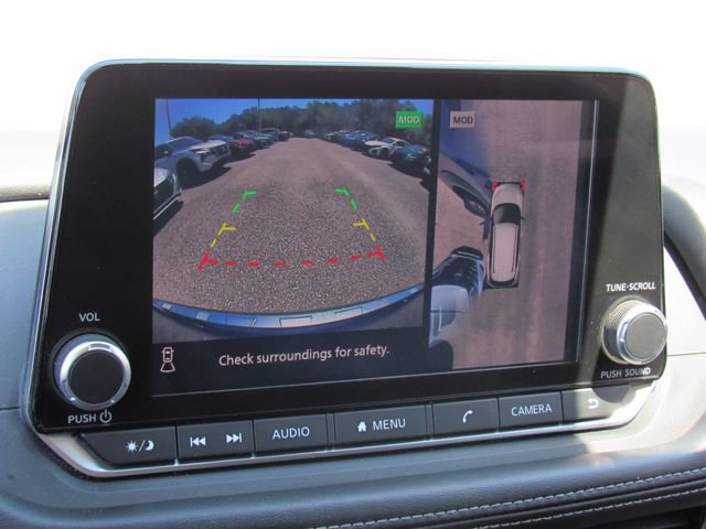 Used 2021 Nissan Rogue SV image 25