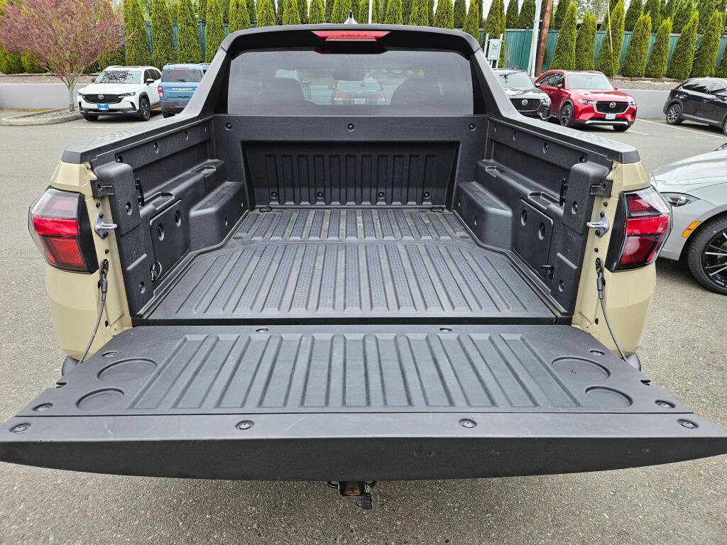 Used 2024 Hyundai Santa Cruz SE AWD/4WD image 9