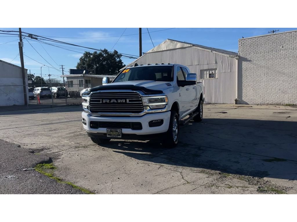 Used 2024 RAM 3500 Laramie w/ Towing Technology Group AWD/4WD image 6