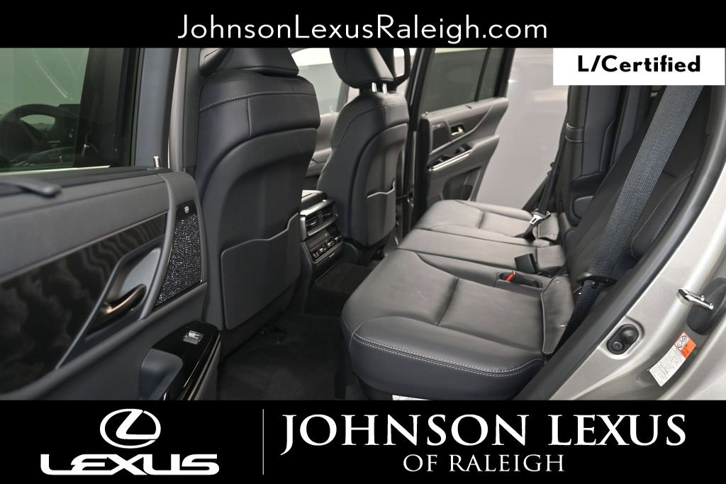 Certified 2025 Lexus LX 700h Luxury AWD/4WD image 12