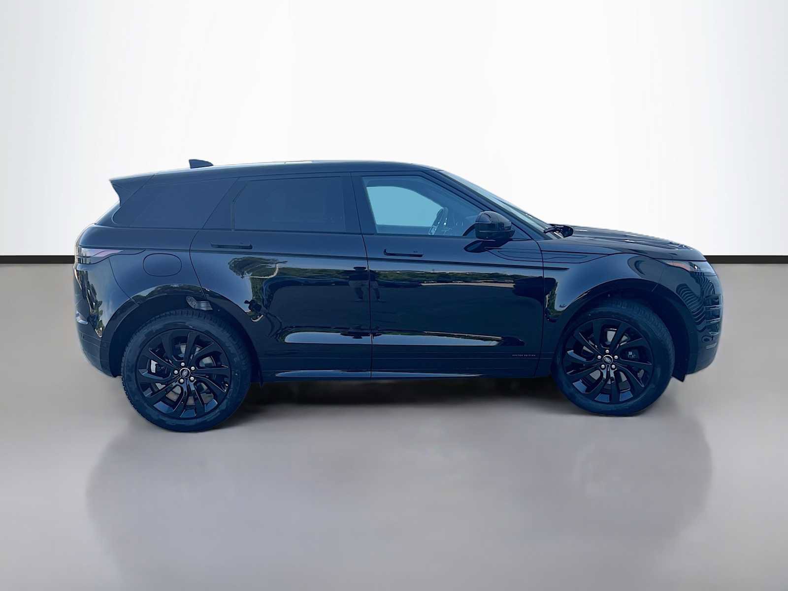 New 2026 Land Rover Range Rover Evoque Hoxton AWD/4WD image 7