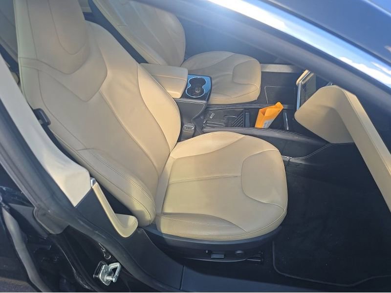 Used 2014 Tesla Model S 85 RWD image 26