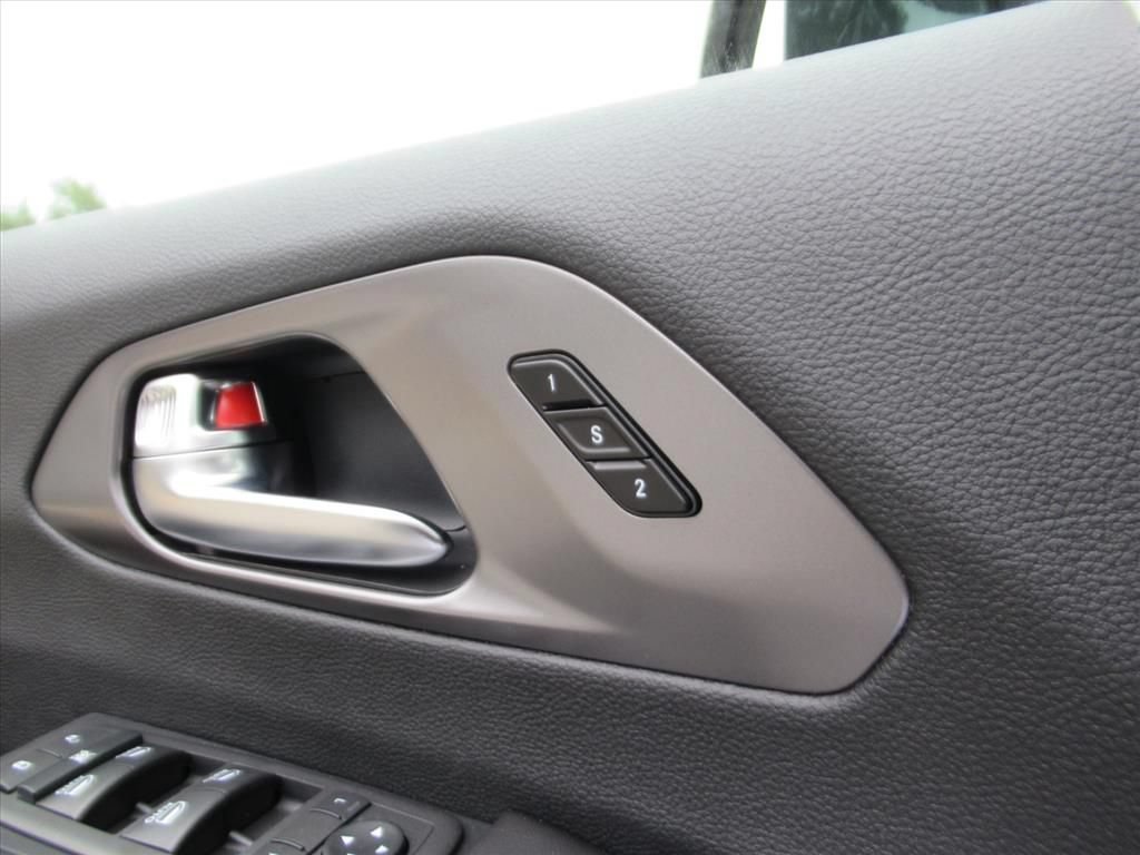 New 2026 Chrysler Pacifica Select w/ S Appearance Package FWD image 27