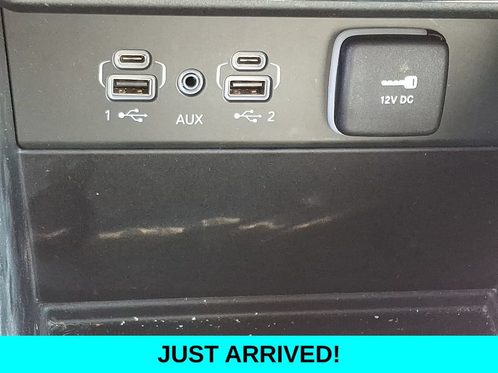 Used 2024 Jeep Grand Cherokee L Limited AWD/4WD image 25