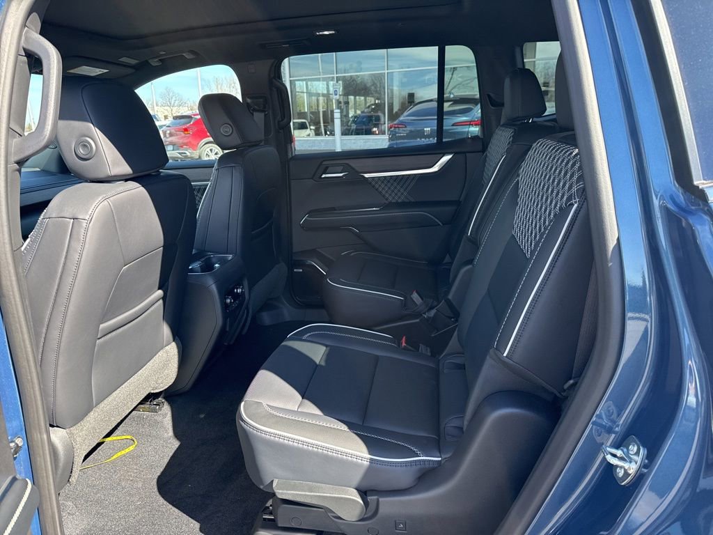 New 2026 GMC Acadia Denali w/ Super Cruise Package image 10
