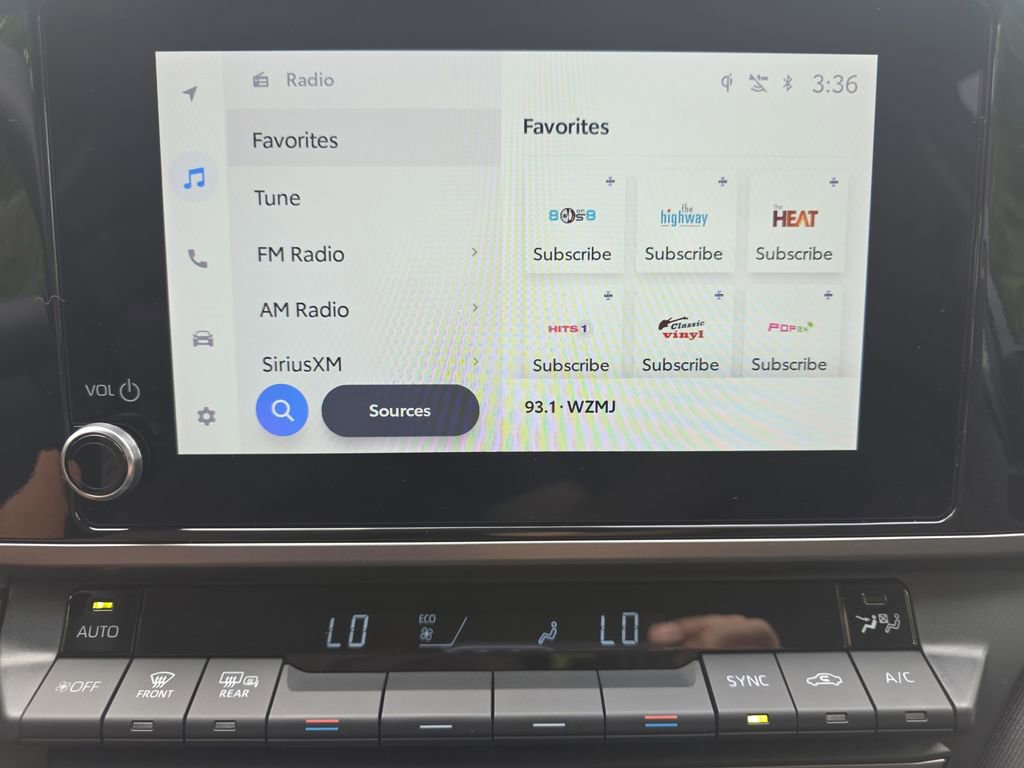 Used 2026 Toyota Camry LE FWD image 30