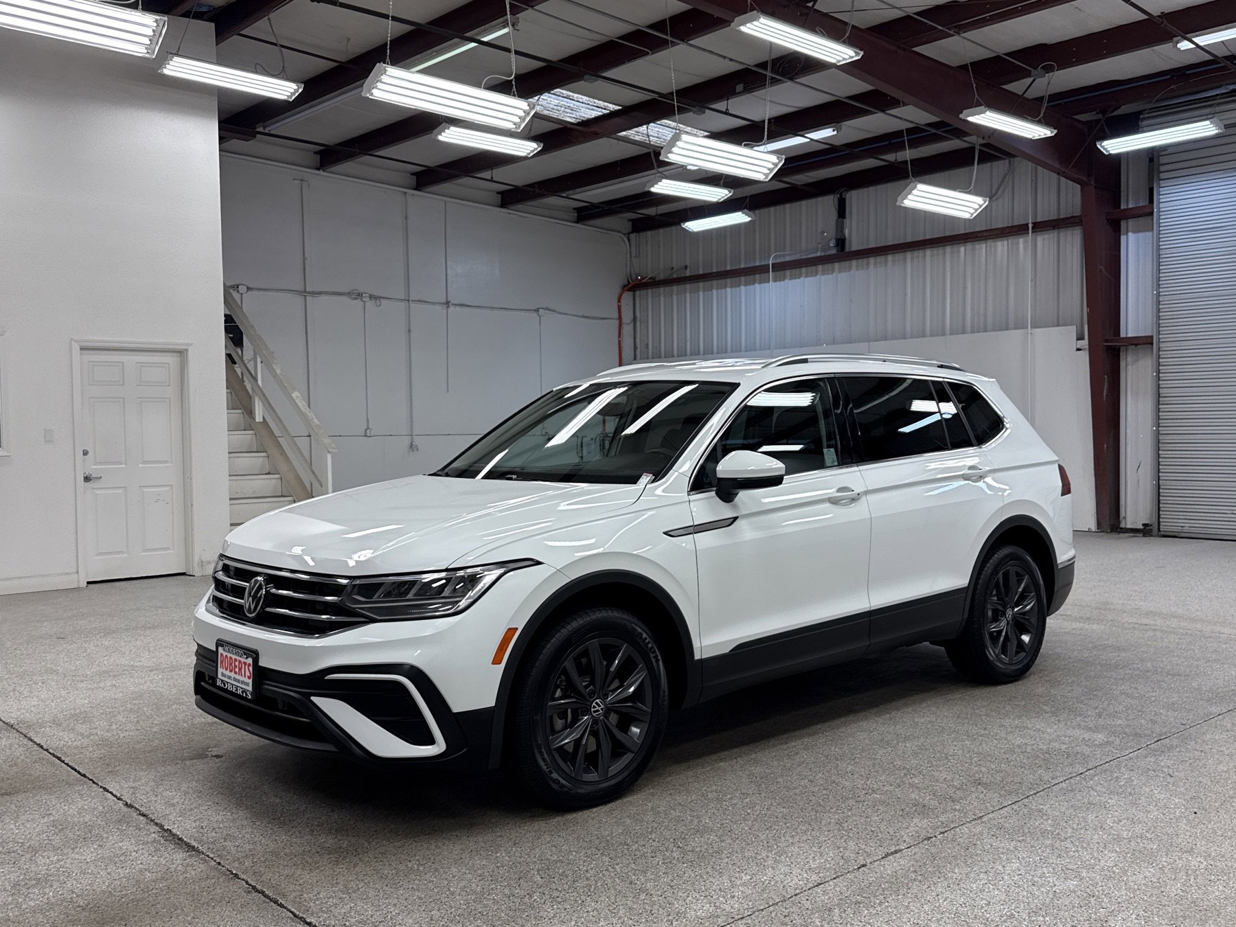 Used 2024 Volkswagen Tiguan SE