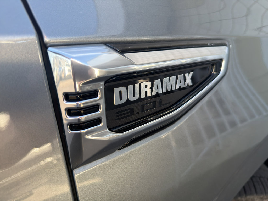 Used 2026 GMC Yukon XL Denali w/ Denali Reserve Package AWD/4WD image 5
