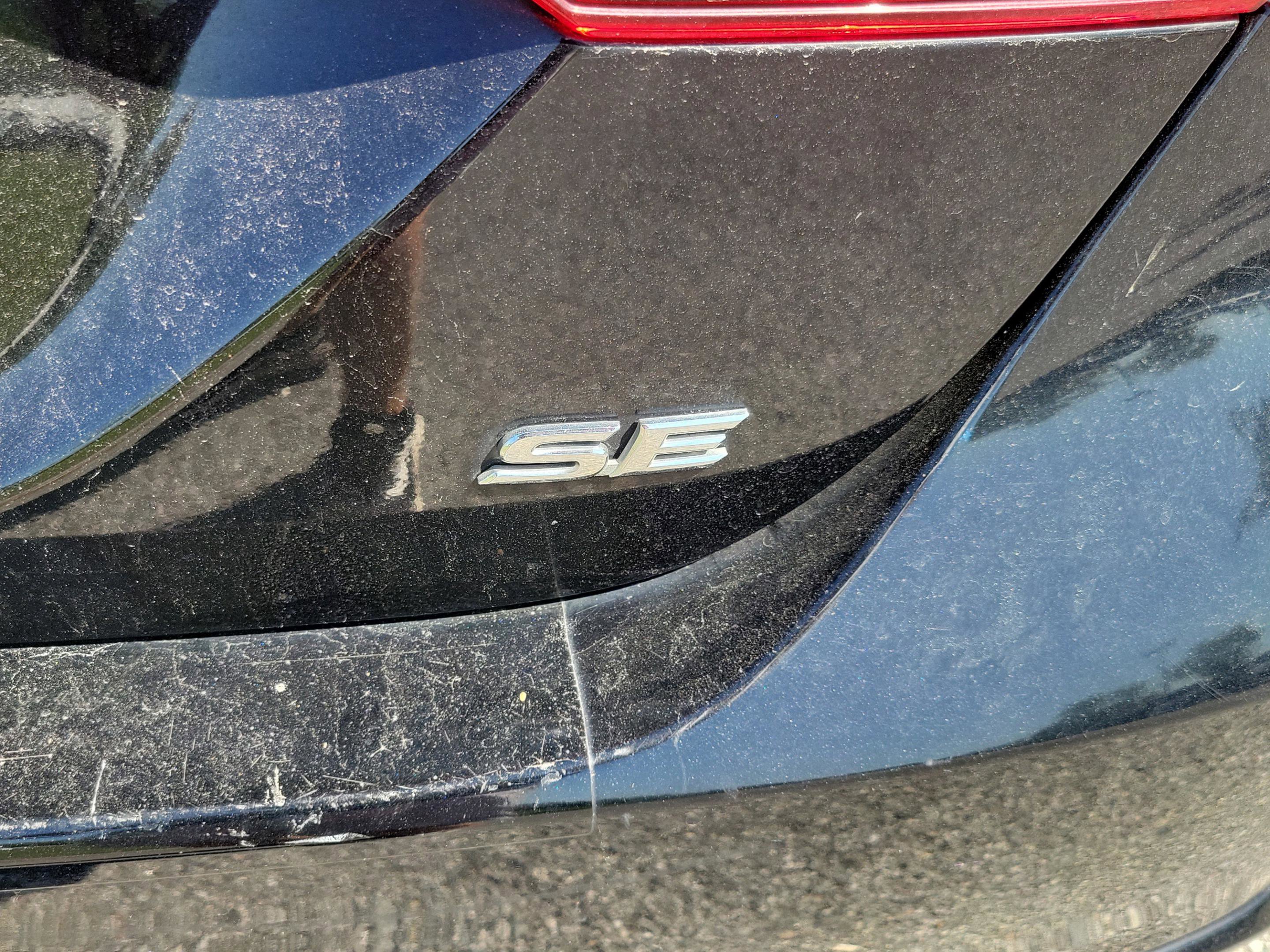 Used 2018 Toyota Camry SE FWD image 22