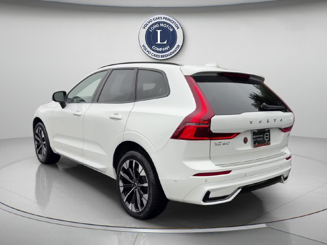 Certified 2026 Volvo XC60 B5 Plus AWD/4WD image 4