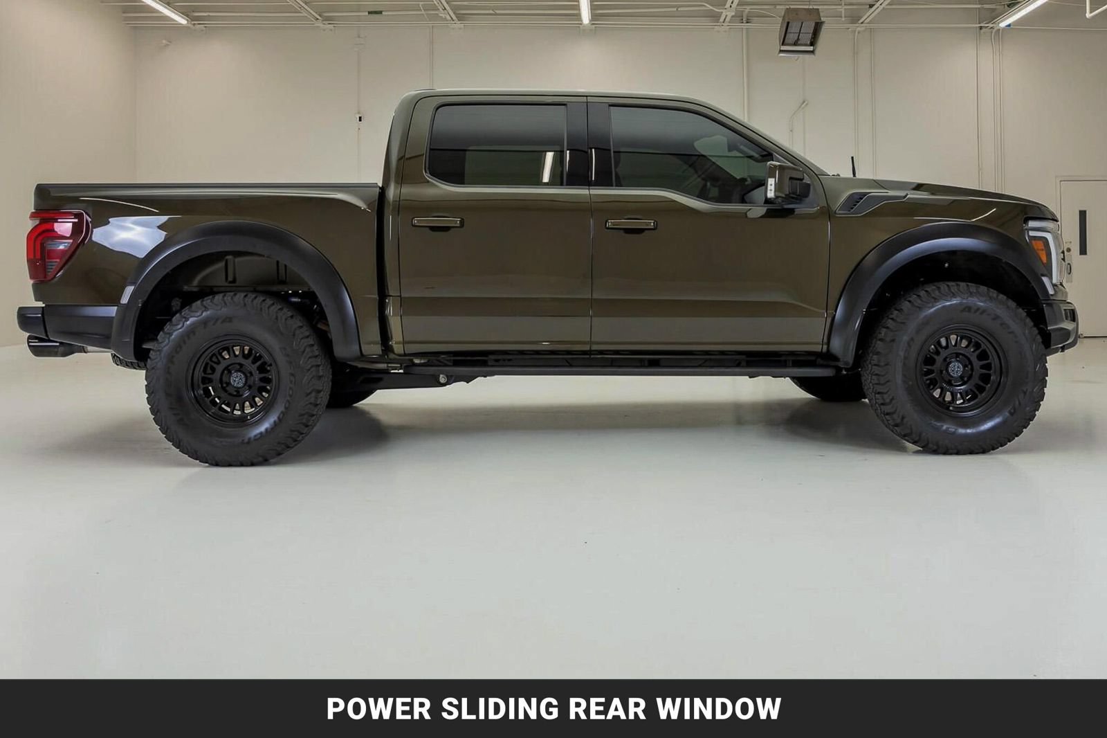 Used 2024 Ford F150 Raptor w/ Equipment Group 803A Raptor R AWD/4WD image 10