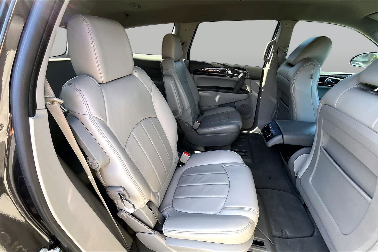 Used 2013 Buick Enclave Leather w/ Trailering Provision Package AWD/4WD image 19