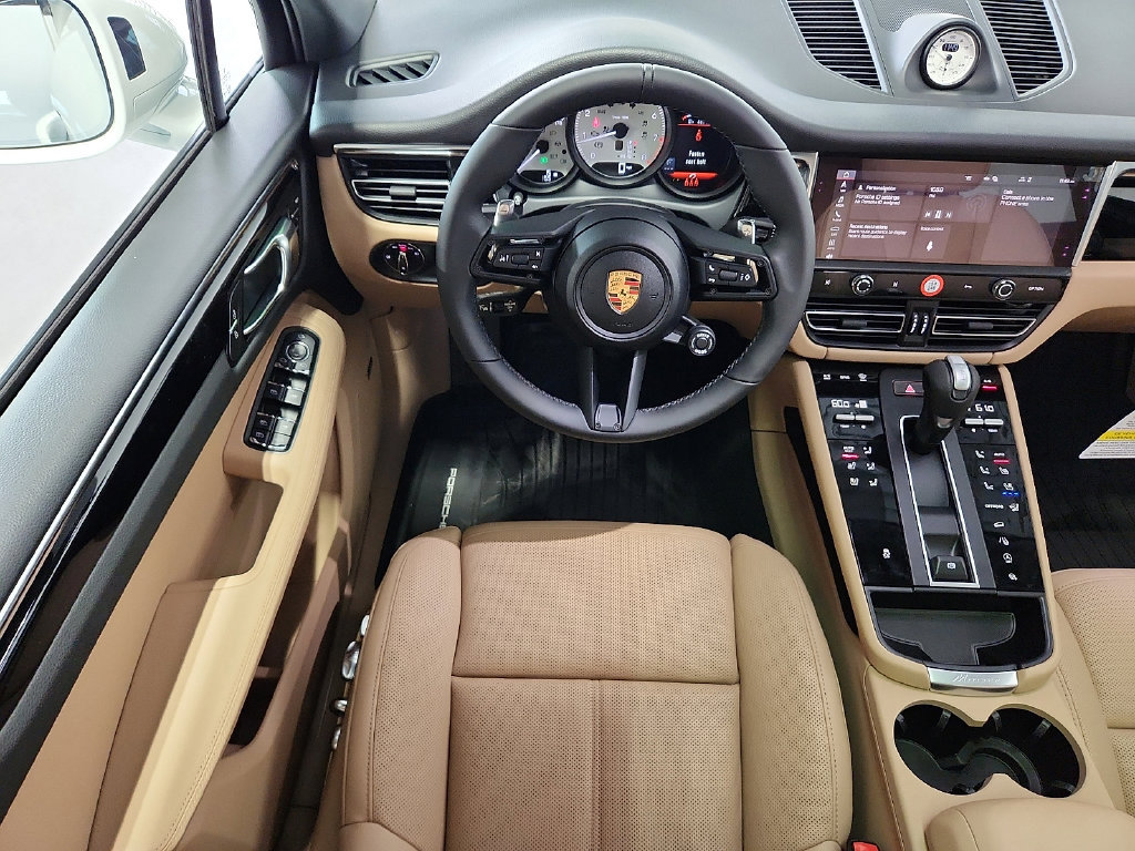 New 2026 Porsche Macan AWD/4WD image 12
