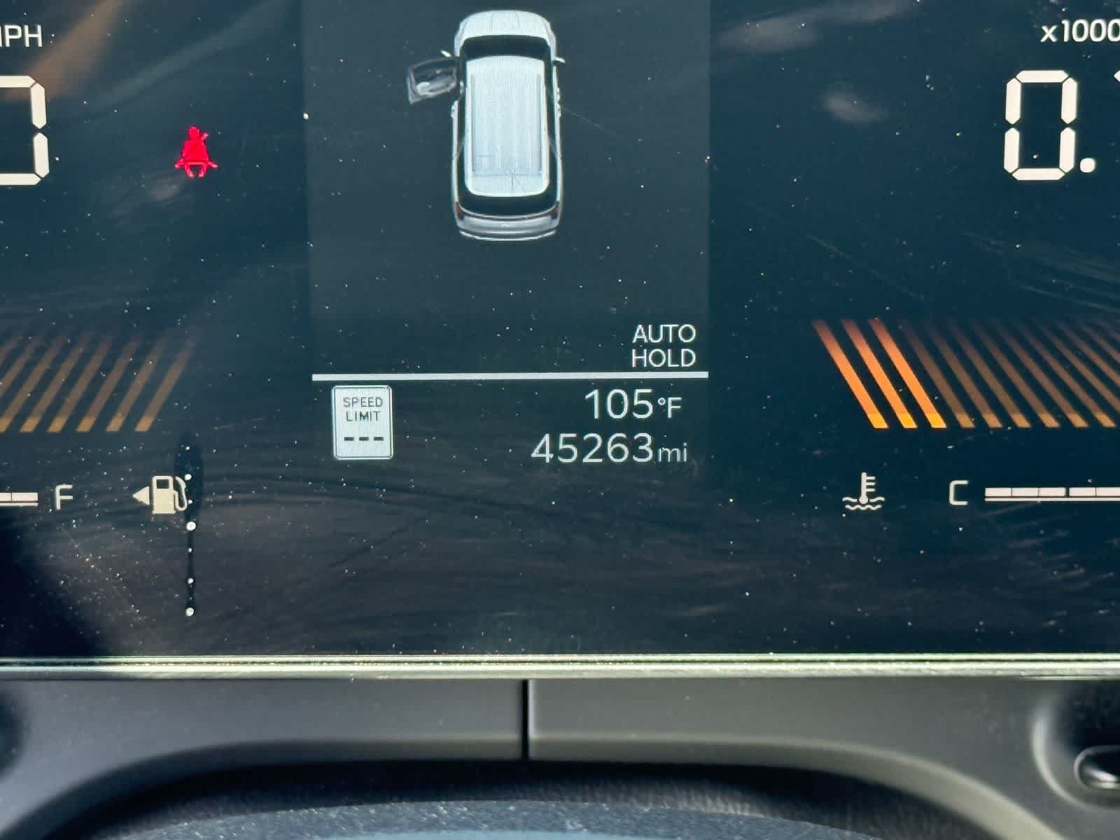 Used 2025 Kia Carnival FWD image 18