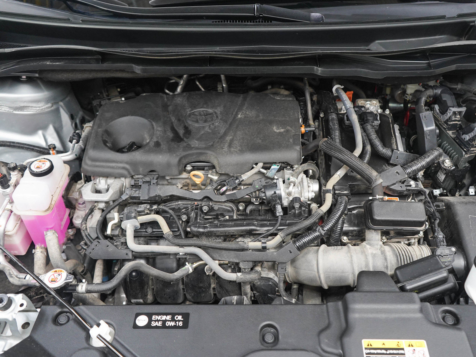 Used 2024 Toyota Sienna LE FWD image 32
