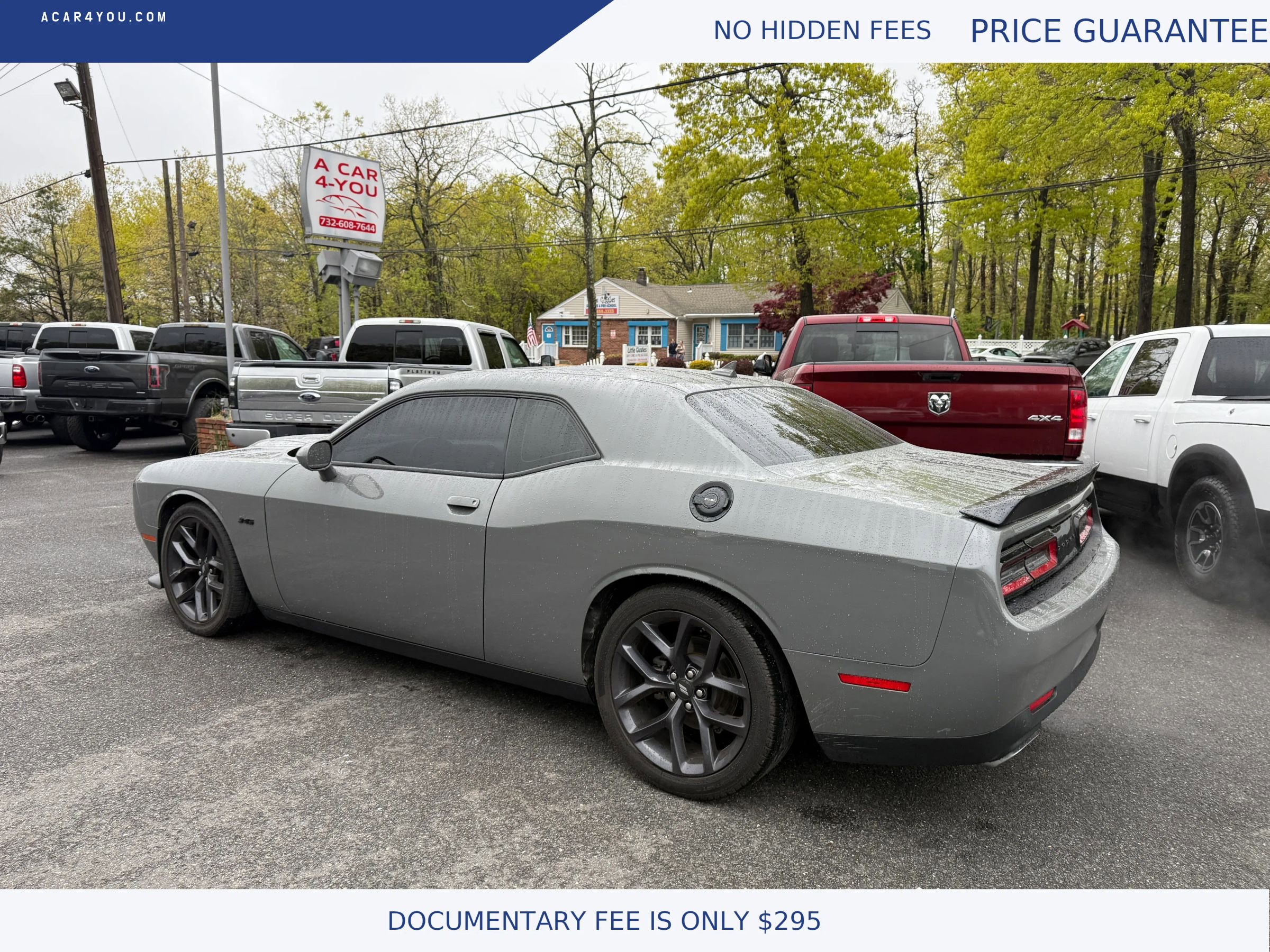 Used 2023 Dodge Challenger R/T w/ Plus Package RWD image 4