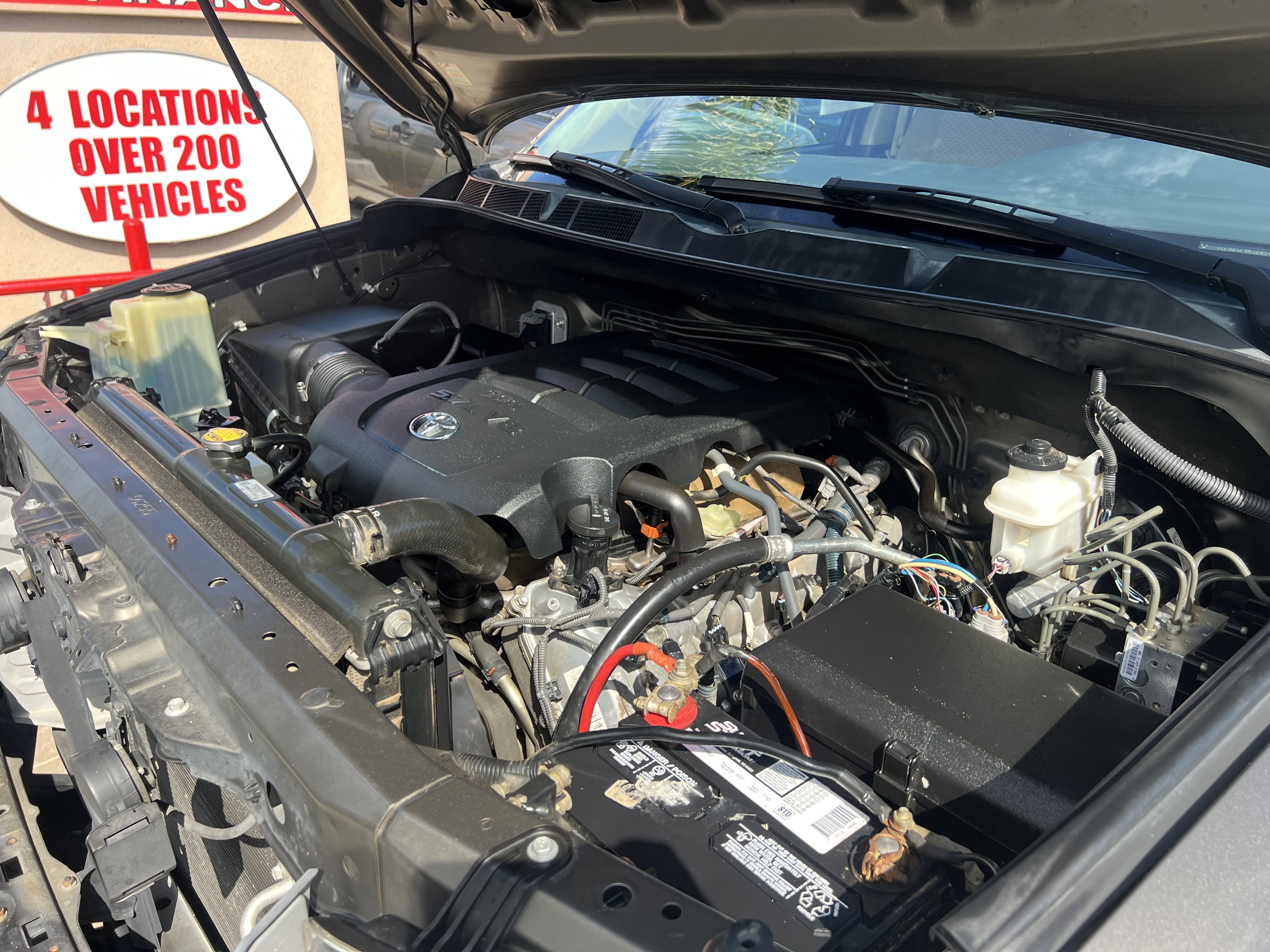 Used 2013 Toyota Tundra 4x4 CrewMax w/ SR5 Pkg image 47