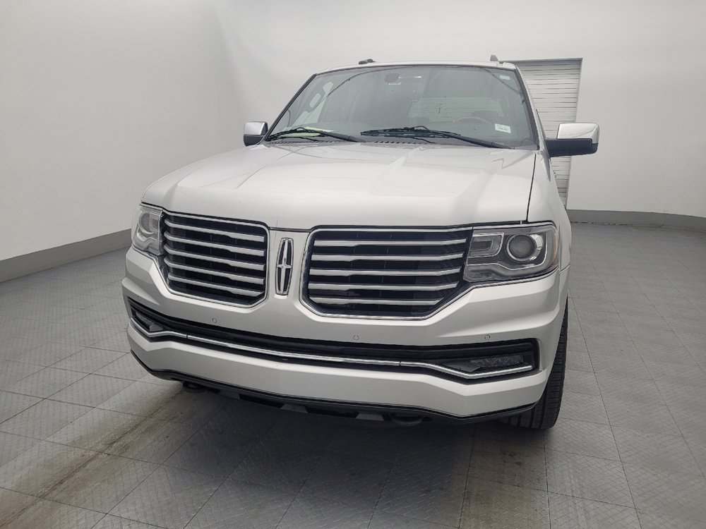 Used 2017 Lincoln Navigator Reserve RWD image 15