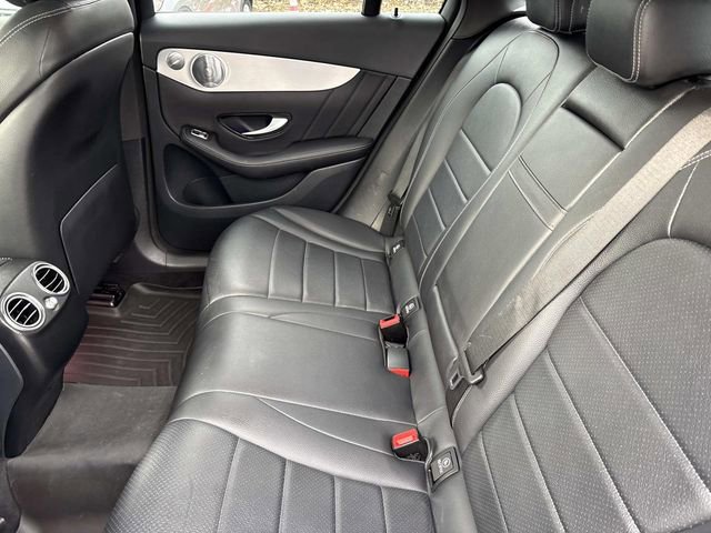 Used 2020 Mercedes-Benz GLC 300 4MATIC image 18