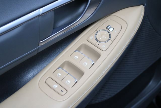 Used 2020 Hyundai Sonata Limited FWD image 12