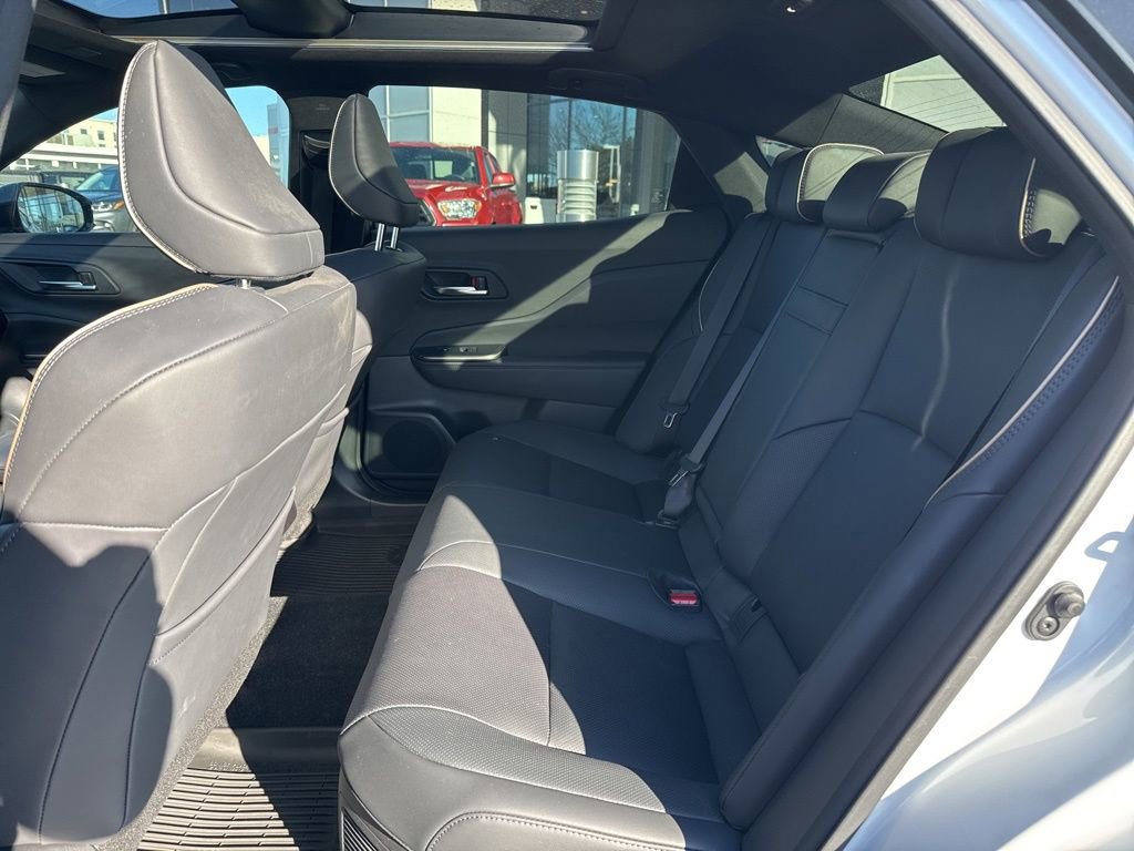 Used 2023 Toyota Crown Platinum image 22