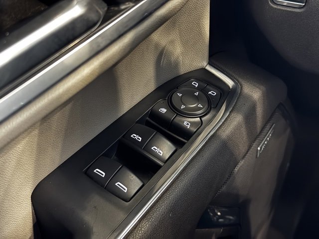 Certified 2025 Chevrolet Silverado 1500 LTZ image 31