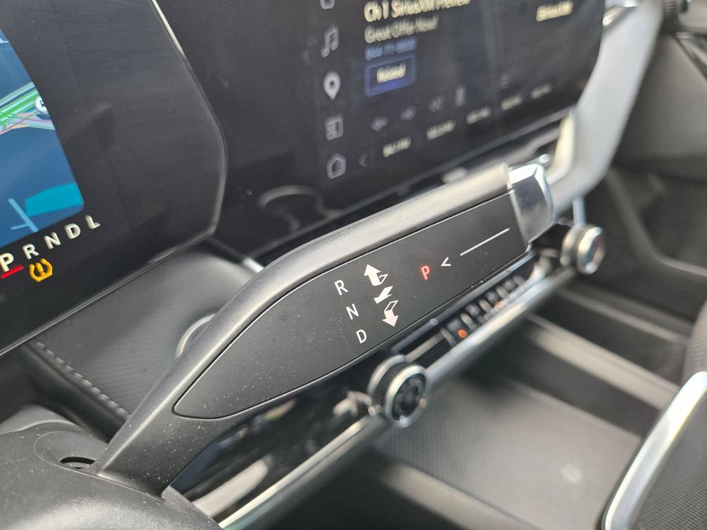 Used 2025 Chevrolet Equinox LT AWD/4WD image 19