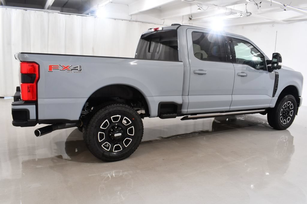 New 2026 Ford F350 Platinum w/ FX4 Off-Road Package AWD/4WD image 11