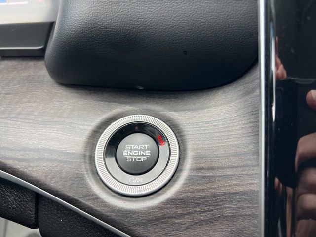 Used 2022 Jeep Grand Cherokee L Limited image 31