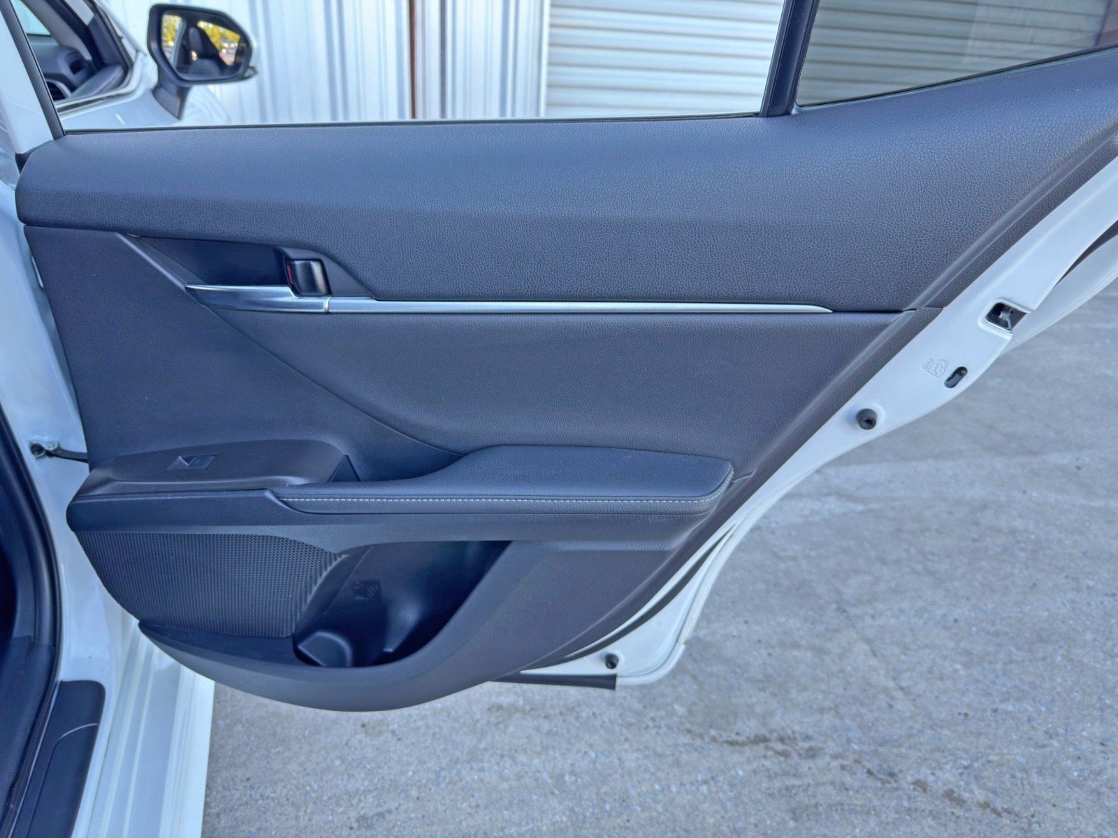 Used 2021 Toyota Camry XSE image 41