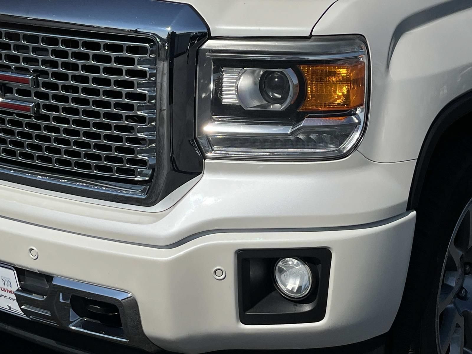 Used 2015 GMC Sierra 1500 Denali AWD/4WD image 10