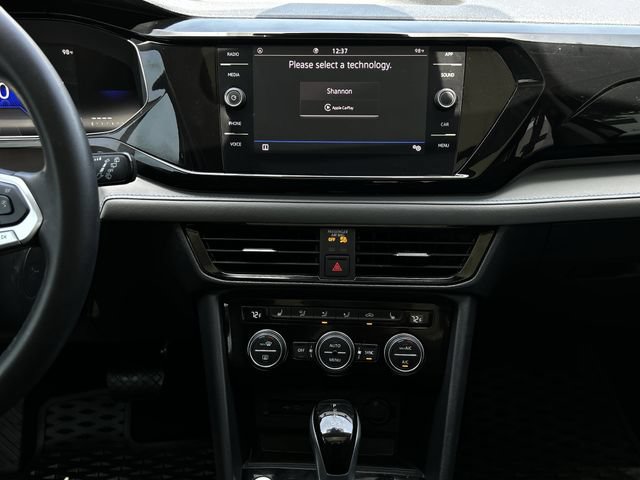 Used 2024 Volkswagen Taos SE w/ MDO Package FWD image 18