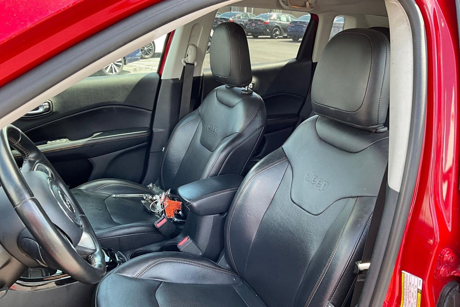 Used 2018 Jeep Compass Limited w/ Navigation Group FWD image 19