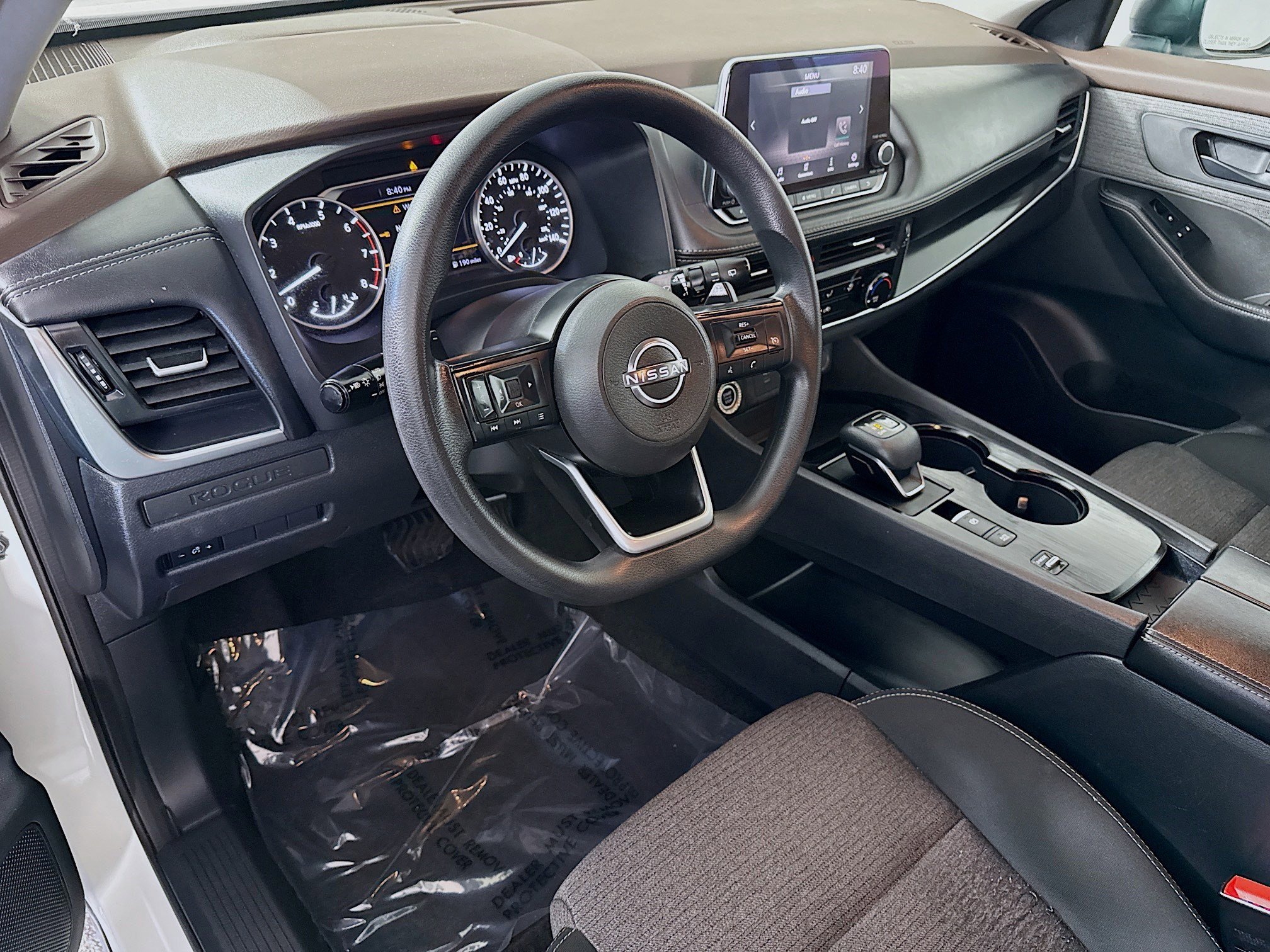 Used 2022 Nissan Rogue S image 23