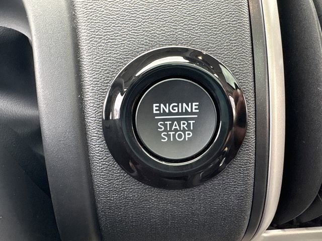 Certified 2025 Ford Expedition Max Active image 32